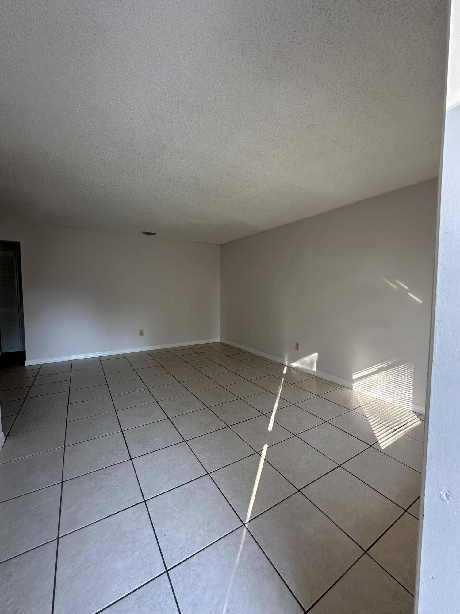 Sebastian, FL 32958,948 Louisiana AVE