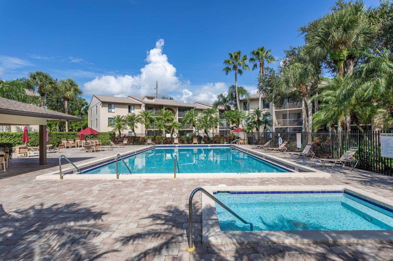 Greenacres, FL 33415,201 Foxtail DR C2