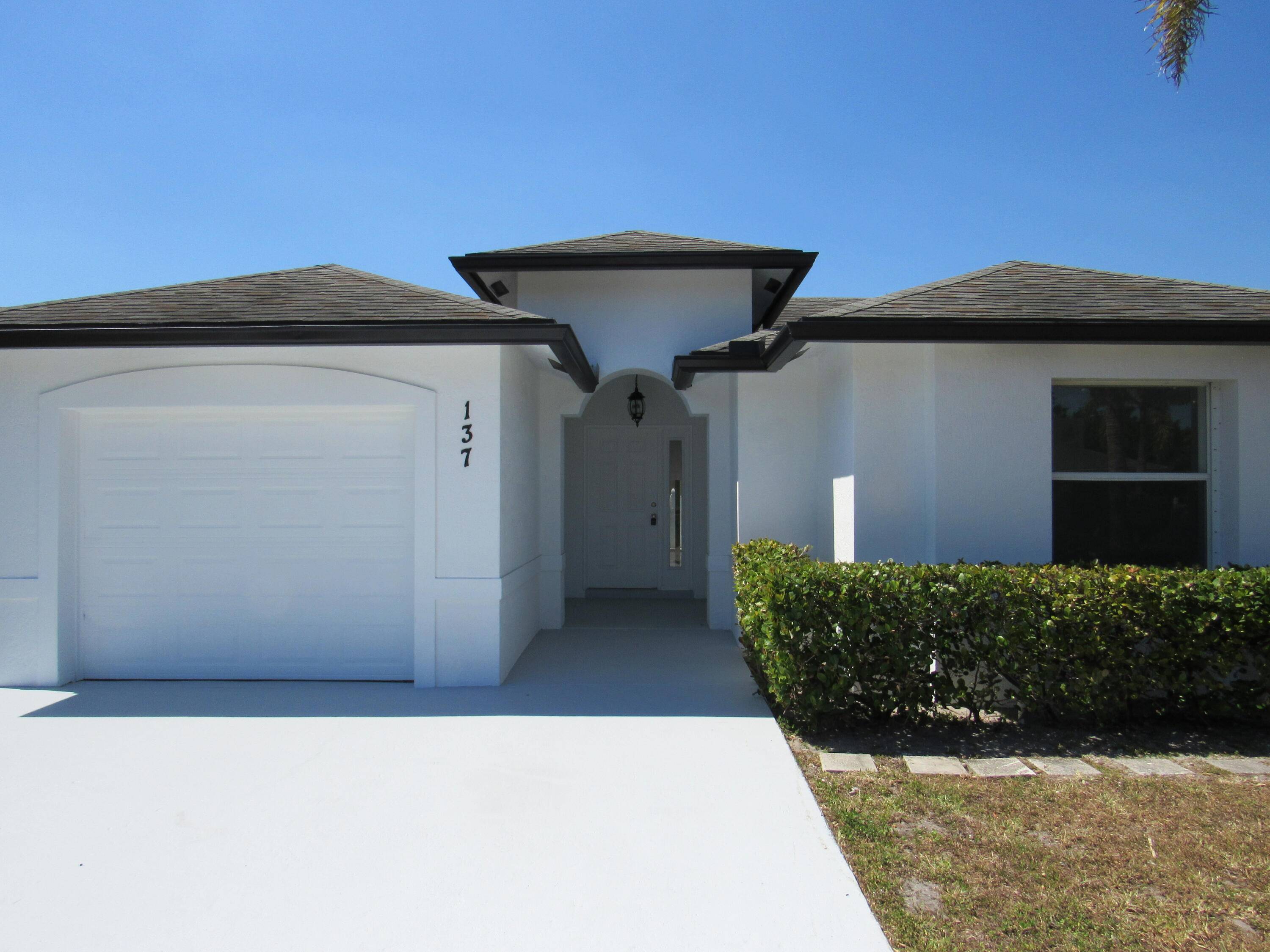 Lake Worth, FL 33461,137 Vanessa ST