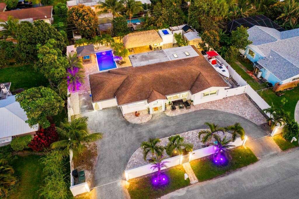 Lake Clarke Shores, FL 33406,7320 Clarke RD