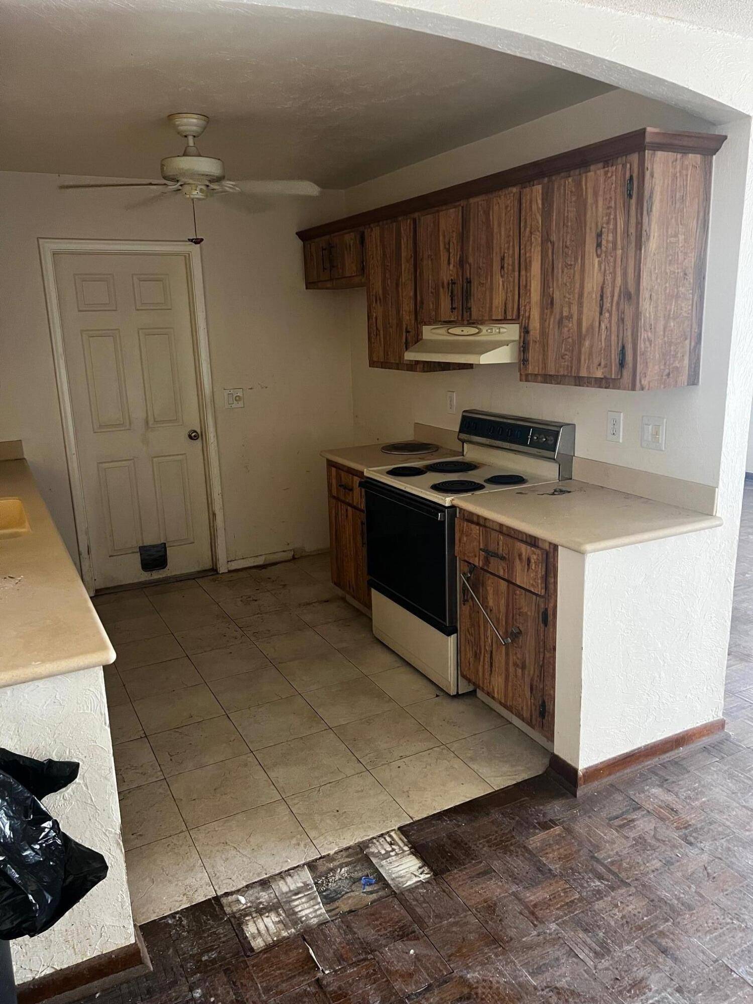 North Palm Beach, FL 33408,754 Fairhaven DR