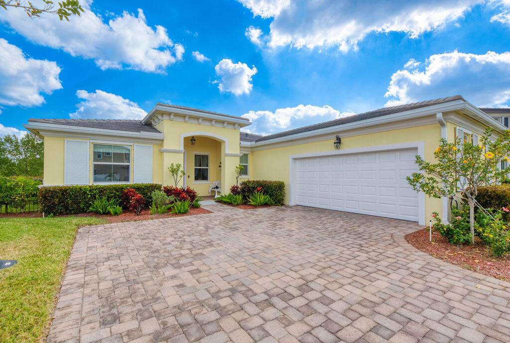 Port Saint Lucie, FL 34987,7214 NW Farnsworth CIR