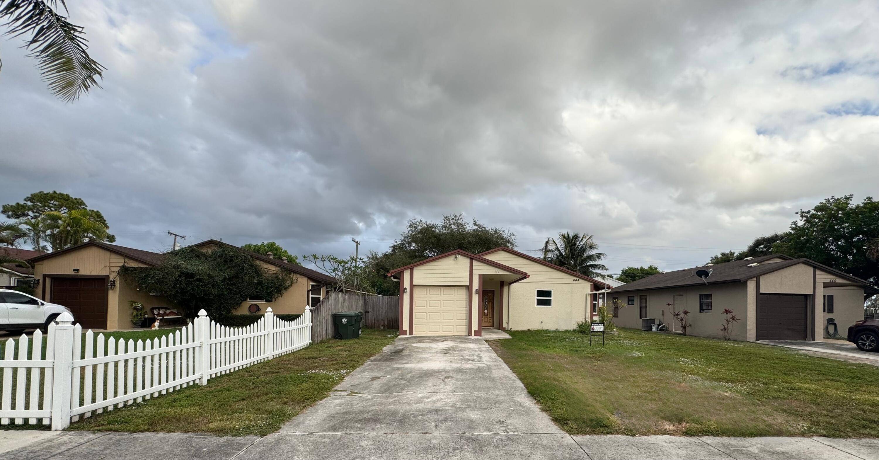 Greenacres, FL 33463,444 Broward AVE