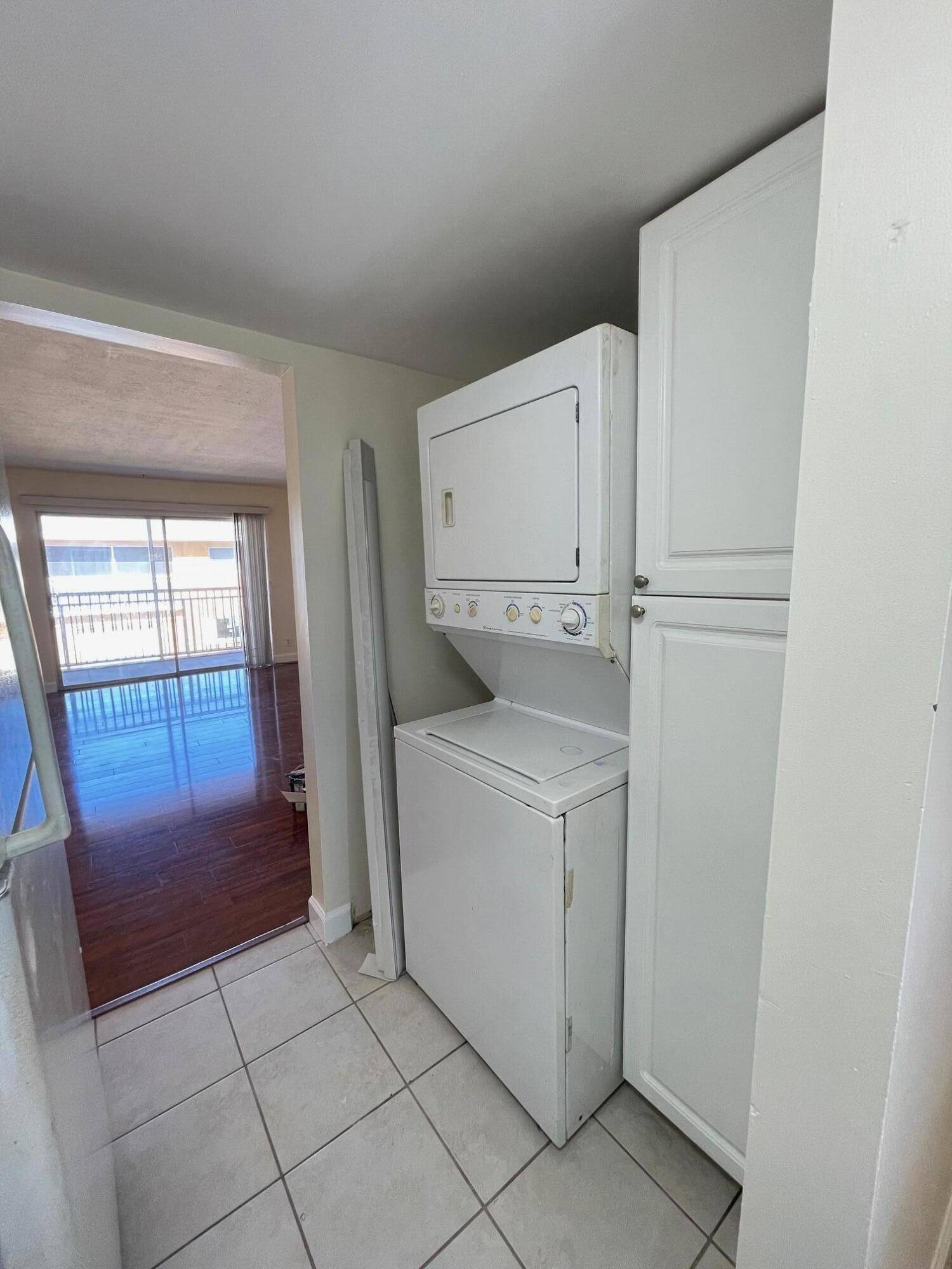 Lake Park, FL 33403,1501 Crescent CIR A6