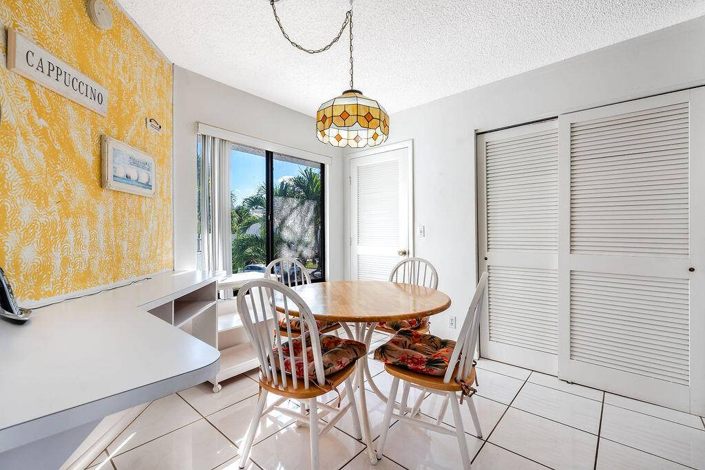 Delray Beach, FL 33446,7689 Glendevon LN 1805