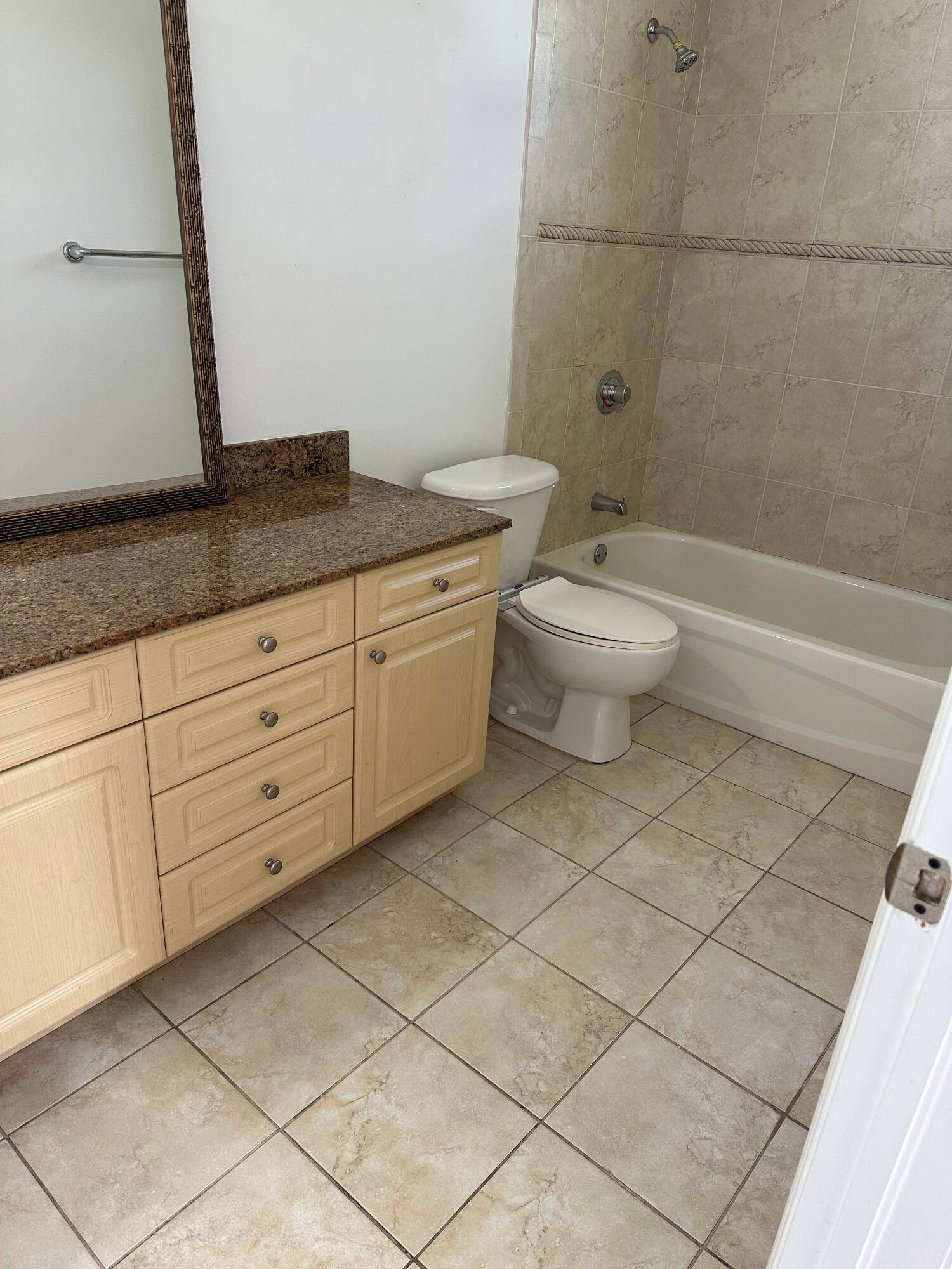 Lake Worth Beach, FL 33460,932 N Federal HWY