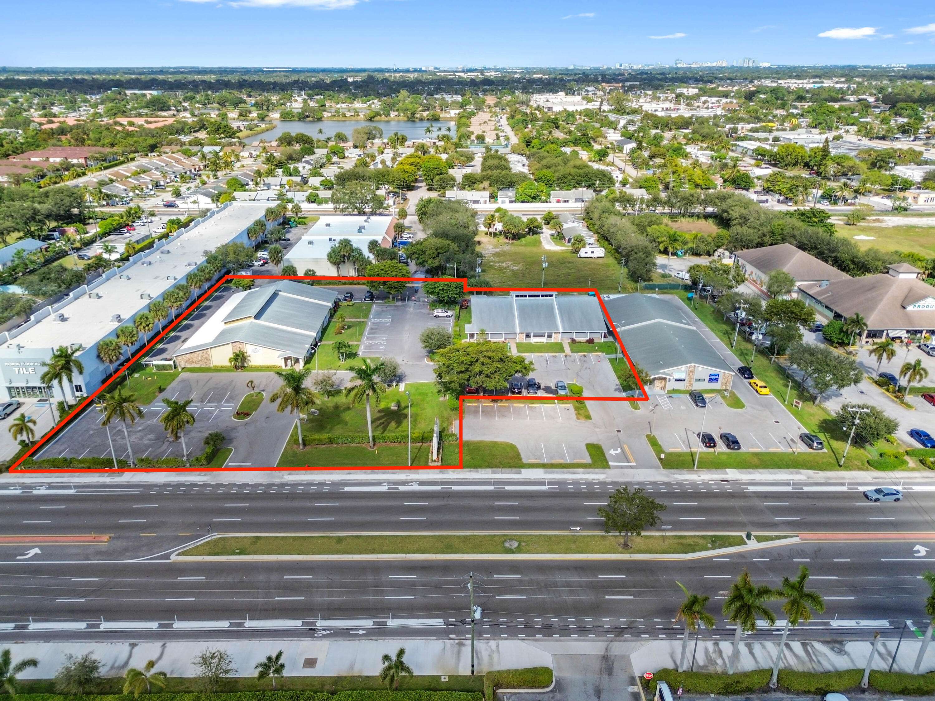 Palm Springs, FL 33461,3199 Lake Worth RD B4