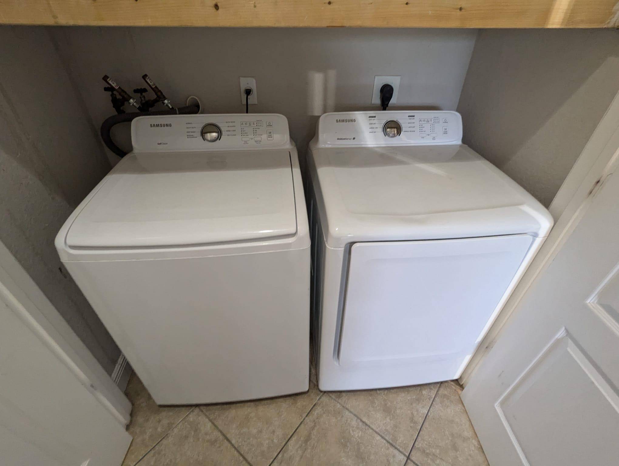 Lake Worth, FL 33463,4910 Cambridge ST