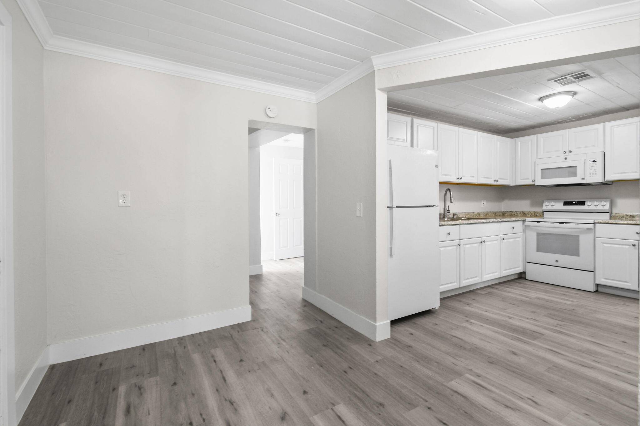 Riviera Beach, FL 33404,1301 W 25th ST