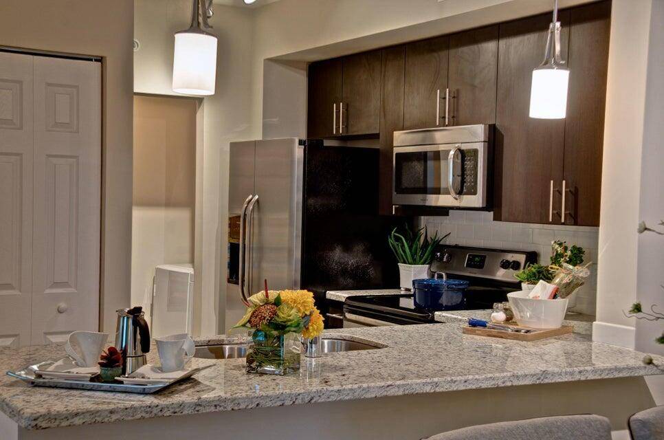 Delray Beach, FL 33446,8137 Tumblestone CT 1133