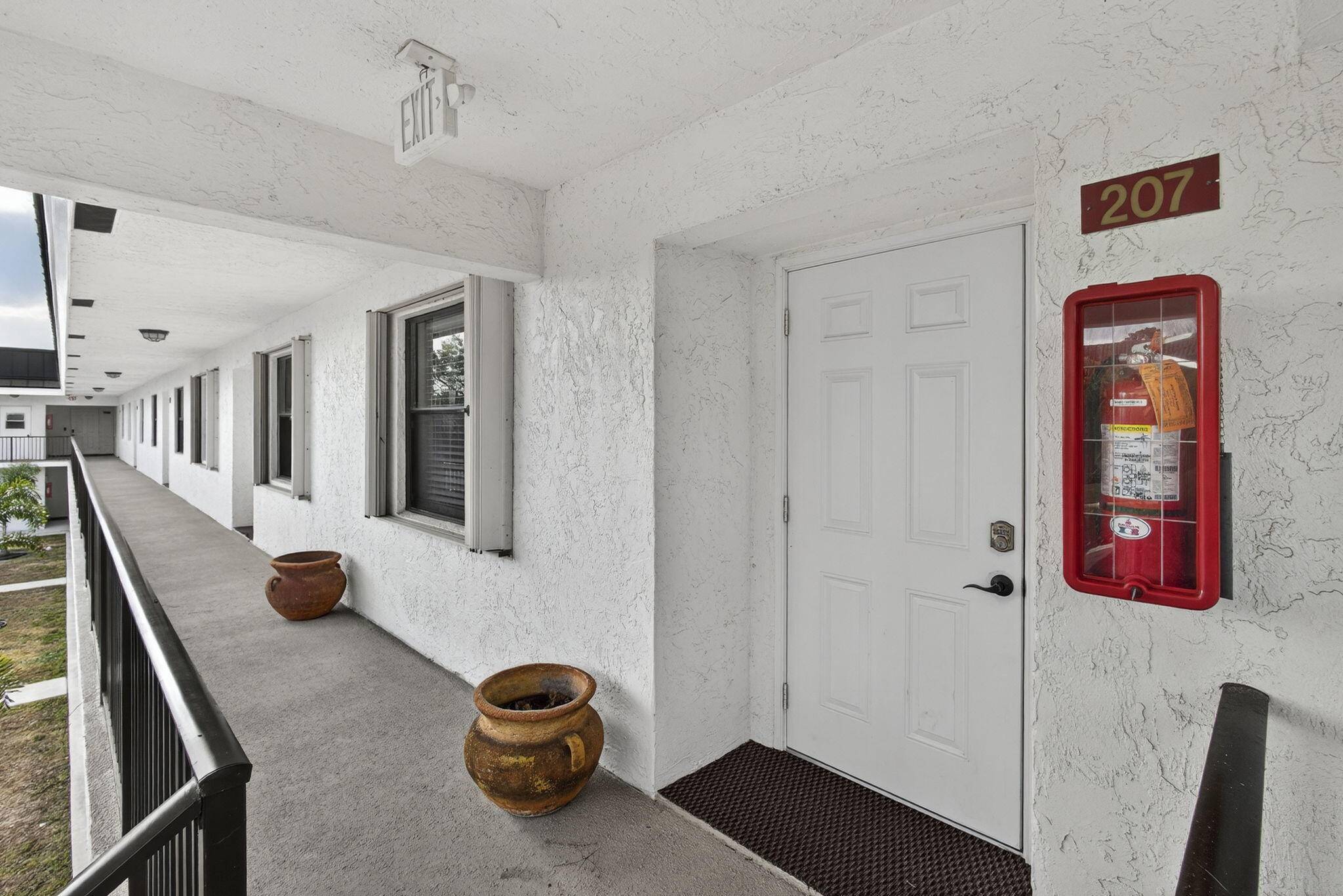 North Palm Beach, FL 33408,326 Southwind CT 207