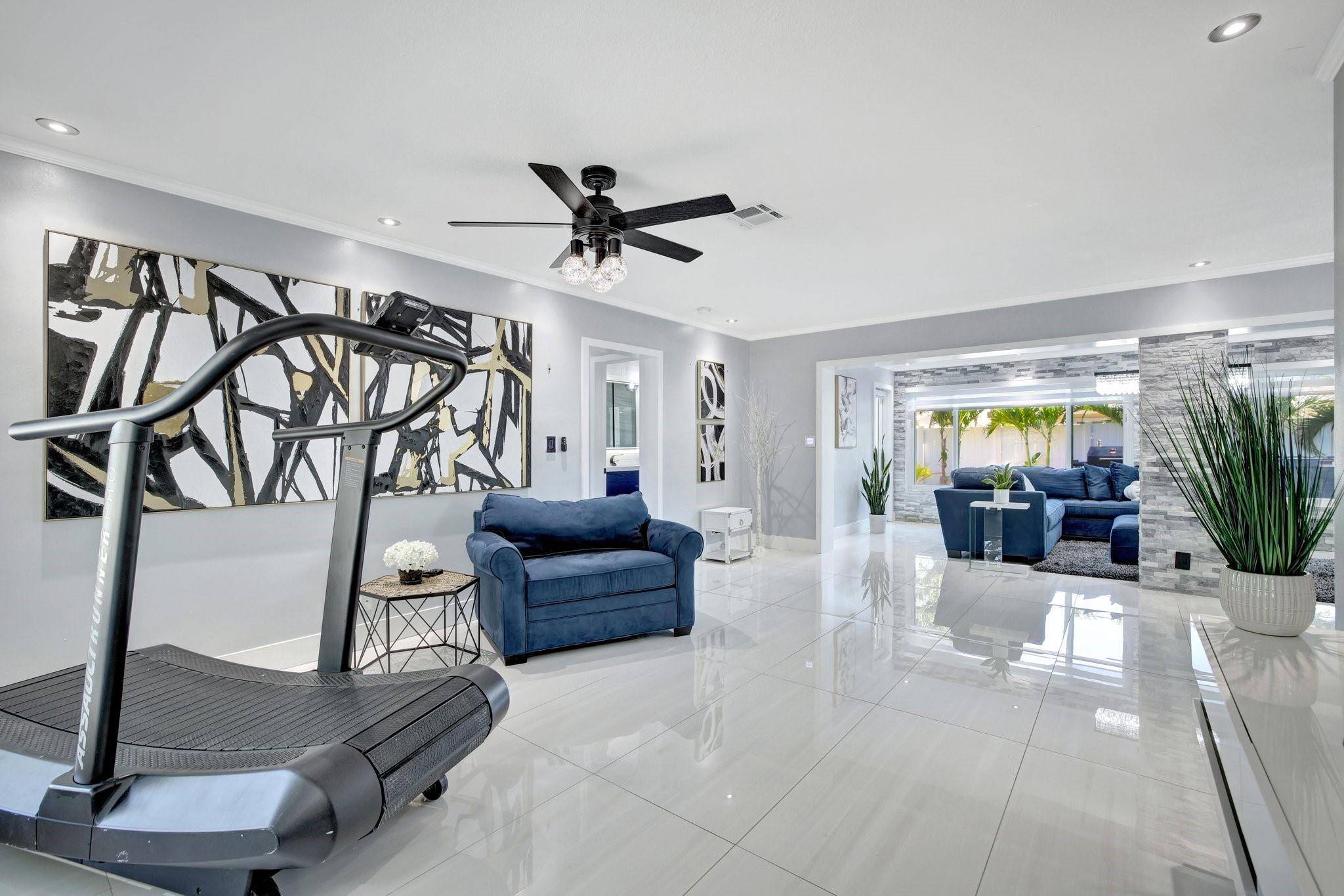 Fort Lauderdale, FL 33308,2260 NE 62nd ST