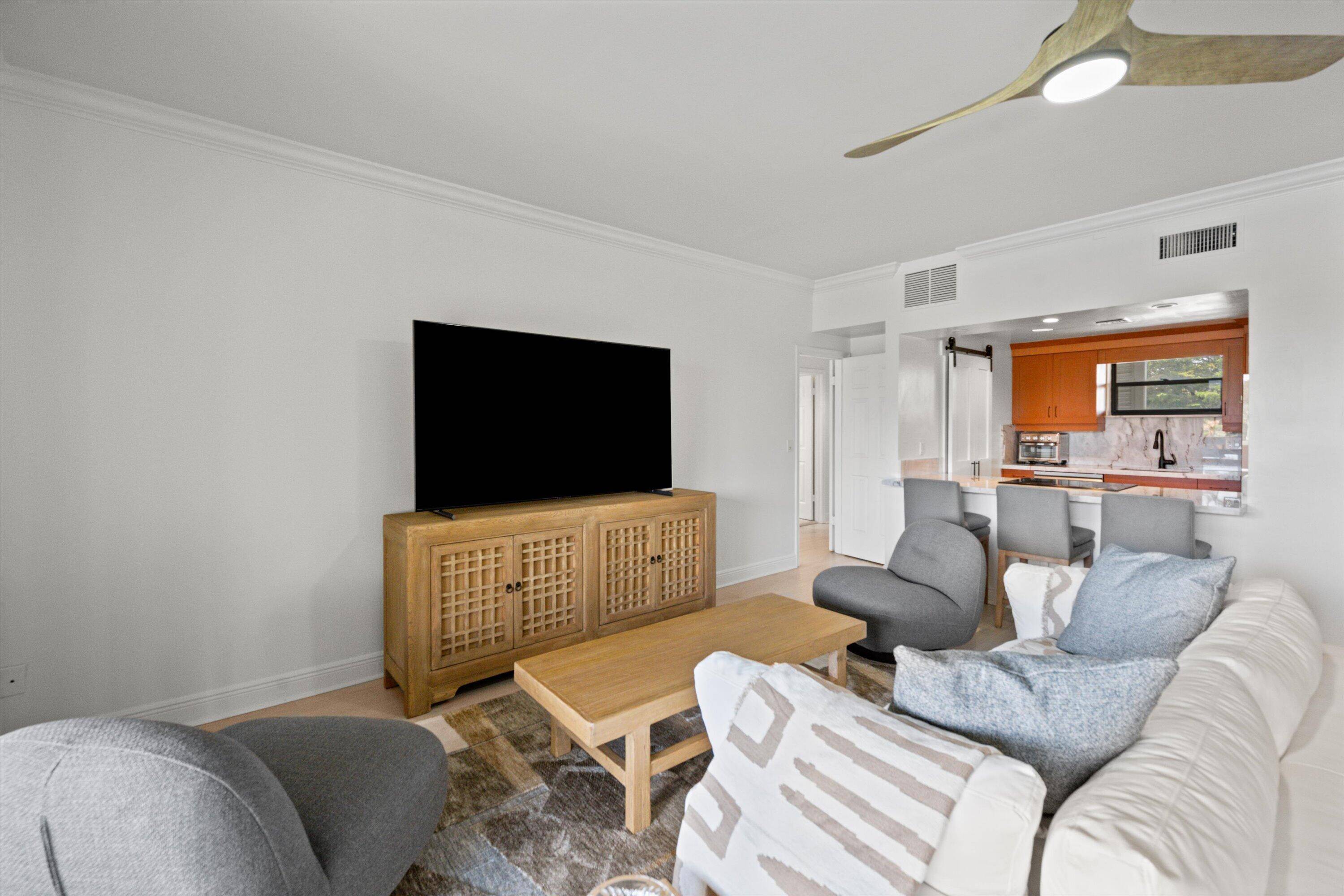 Wellington, FL 33414,11842 Pebblewood DR 202