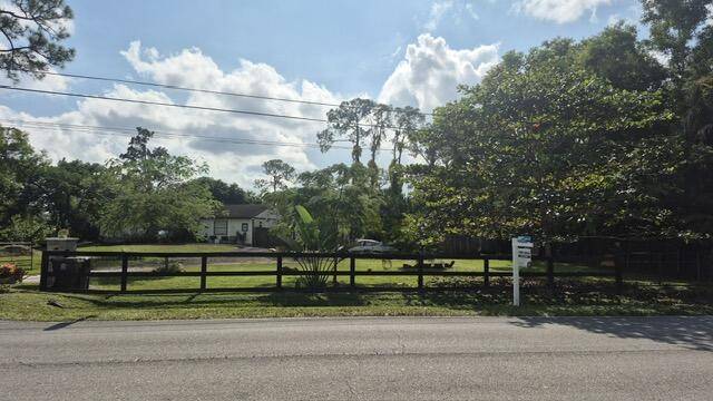 West Palm Beach, FL 33411,13706 N 44th PL