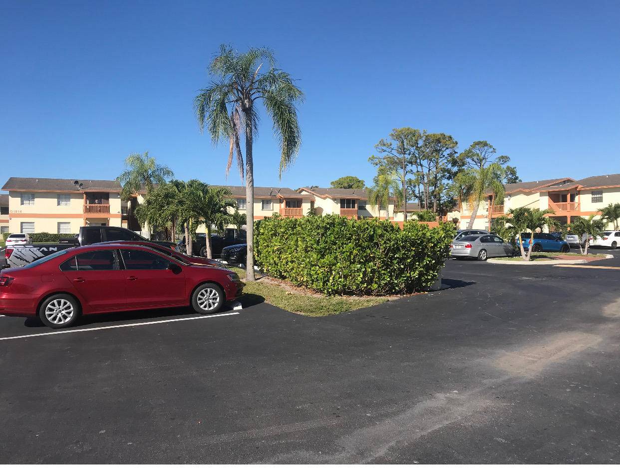 West Palm Beach, FL 33415,1830 Abbey RD 105