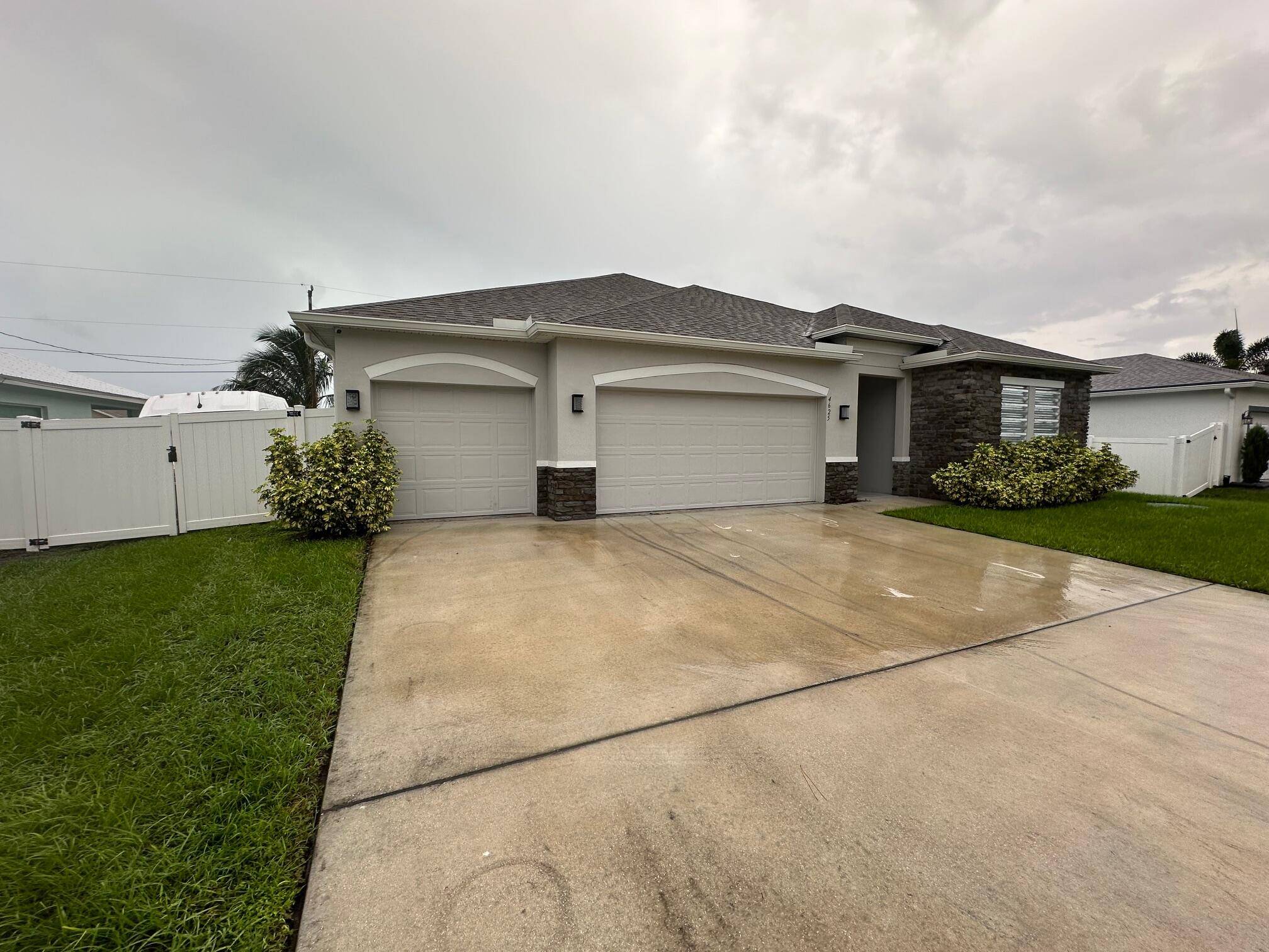 Port Saint Lucie, FL 34953,4625 SW Masefield ST