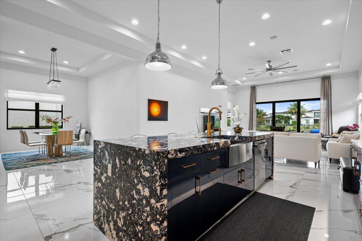 Palm Beach Gardens, FL 33418,13673 Artisan CIR