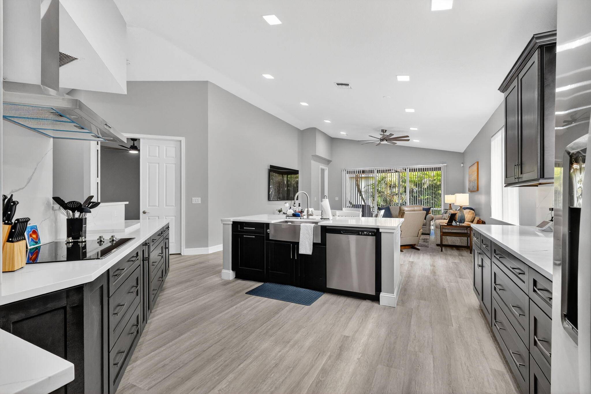 Boynton Beach, FL 33472,8070 Bellafiore WAY