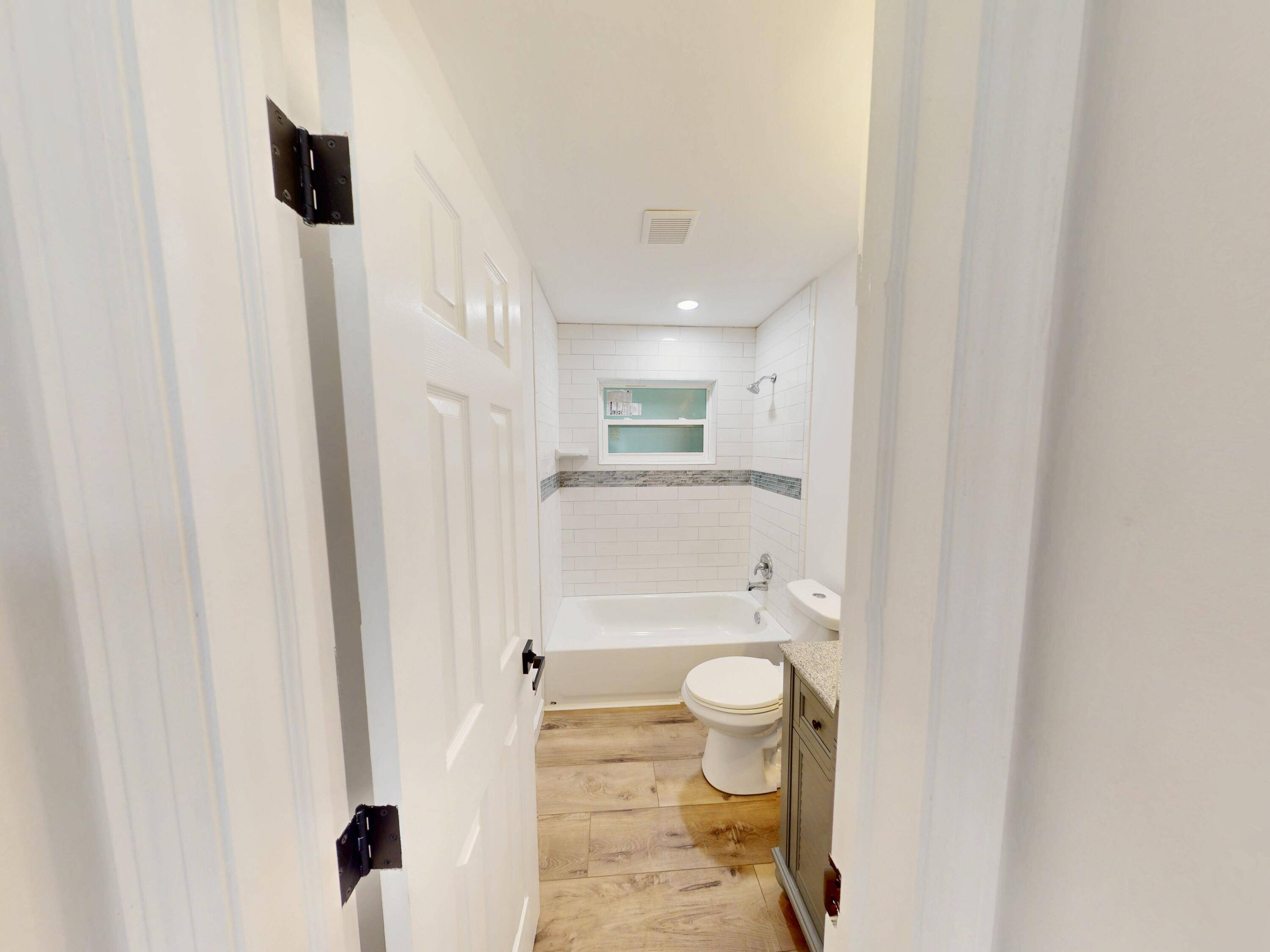 Vero Beach, FL 32962,659 SW 4th PL