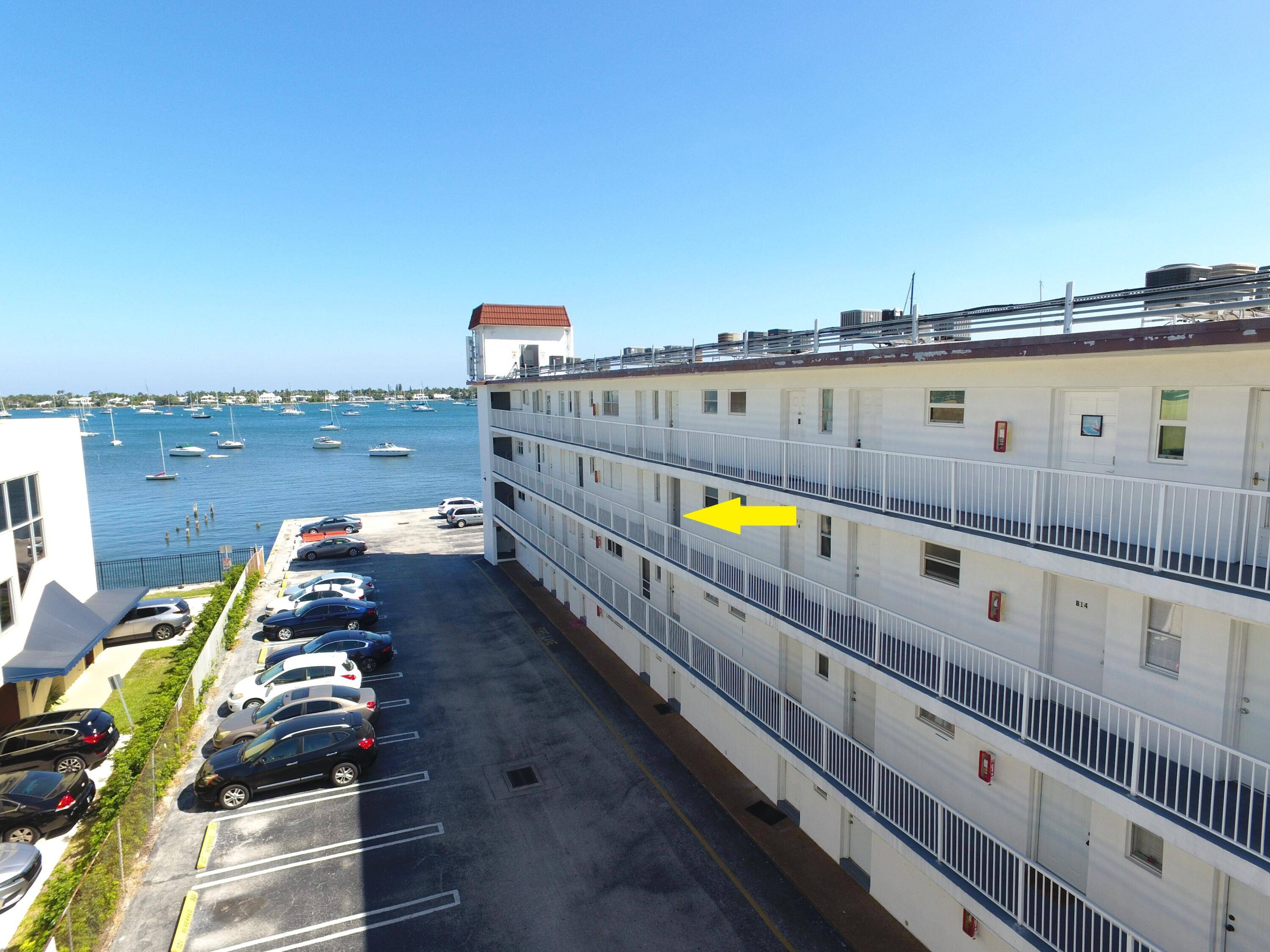 West Palm Beach, FL 33407,4500 N Flagler DR B16