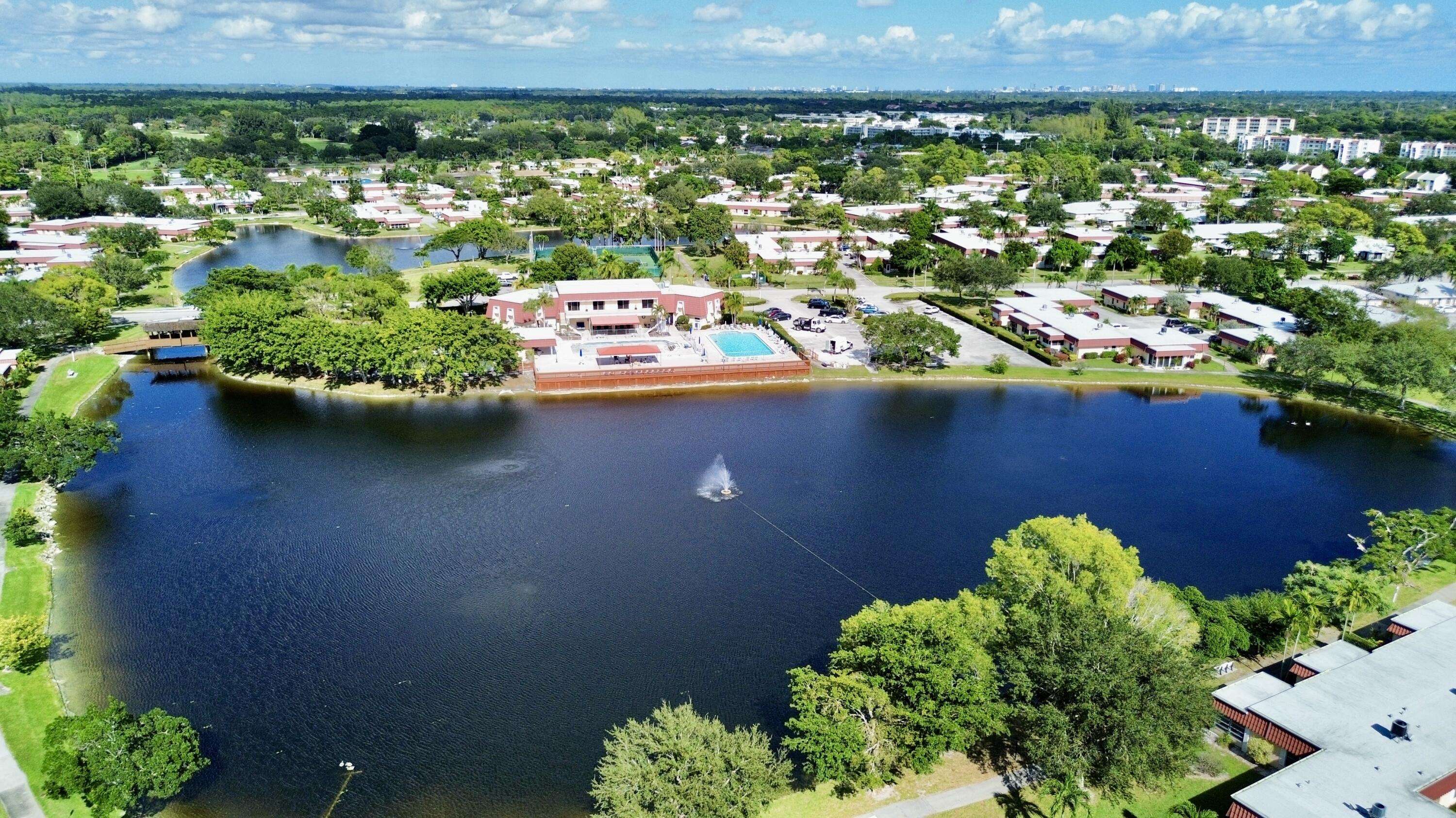 Lake Worth, FL 33467,170 Amherst LN