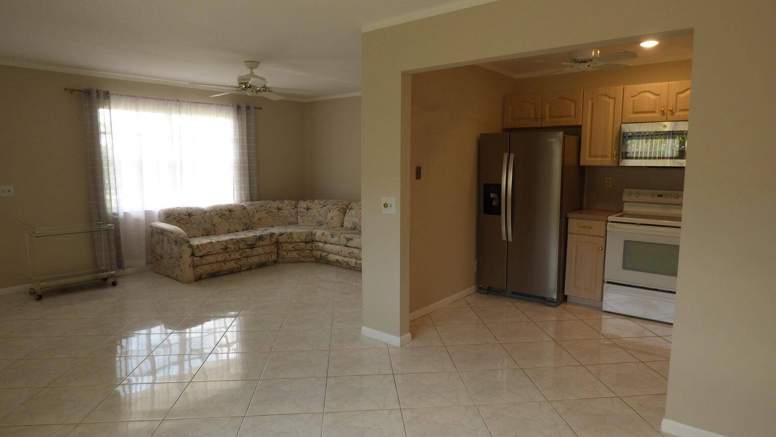 Delray Beach, FL 33484,95 Burgundy B 95