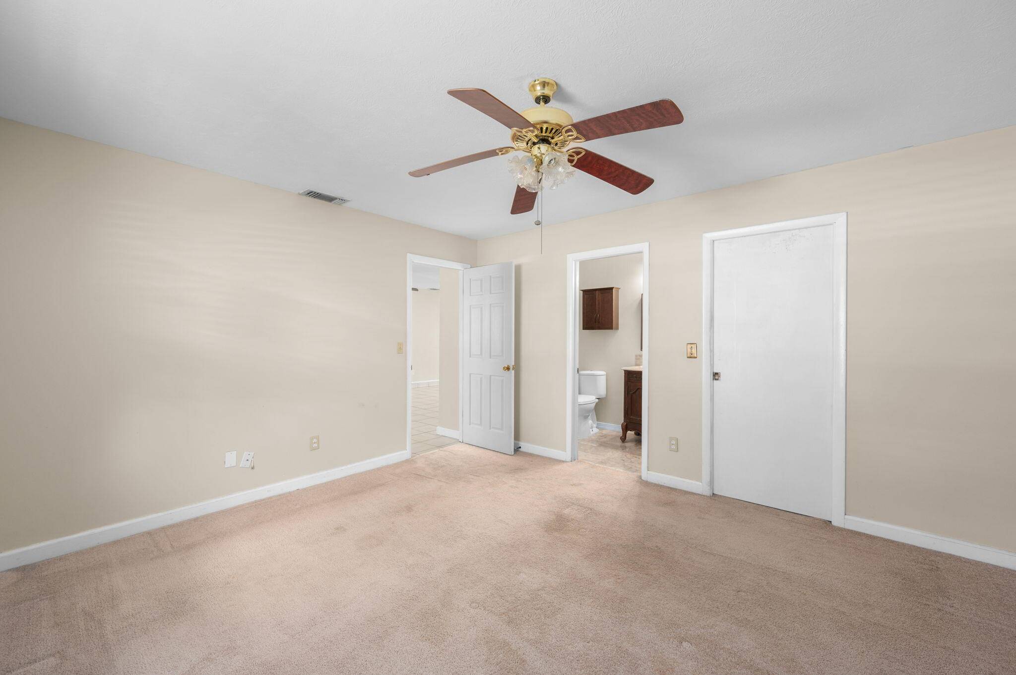 Port Saint Lucie, FL 34984,2491 SE Whitehorse ST