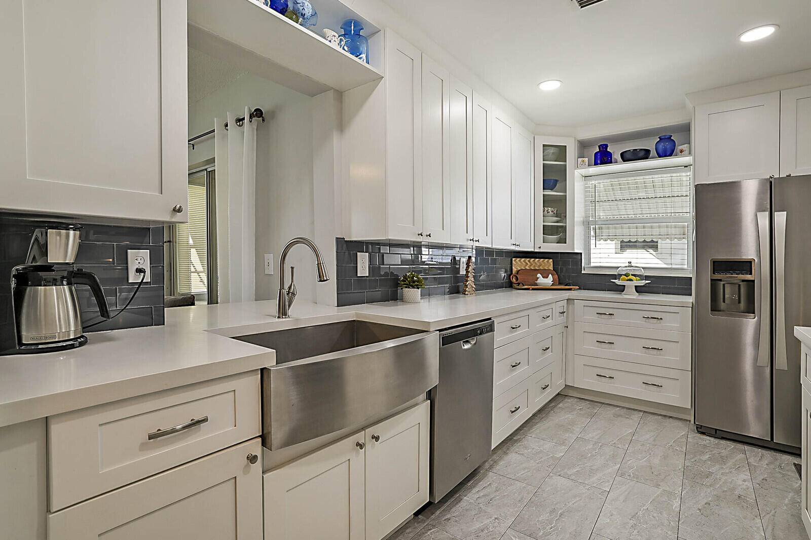 Boynton Beach, FL 33426,812 SW 5th AVE