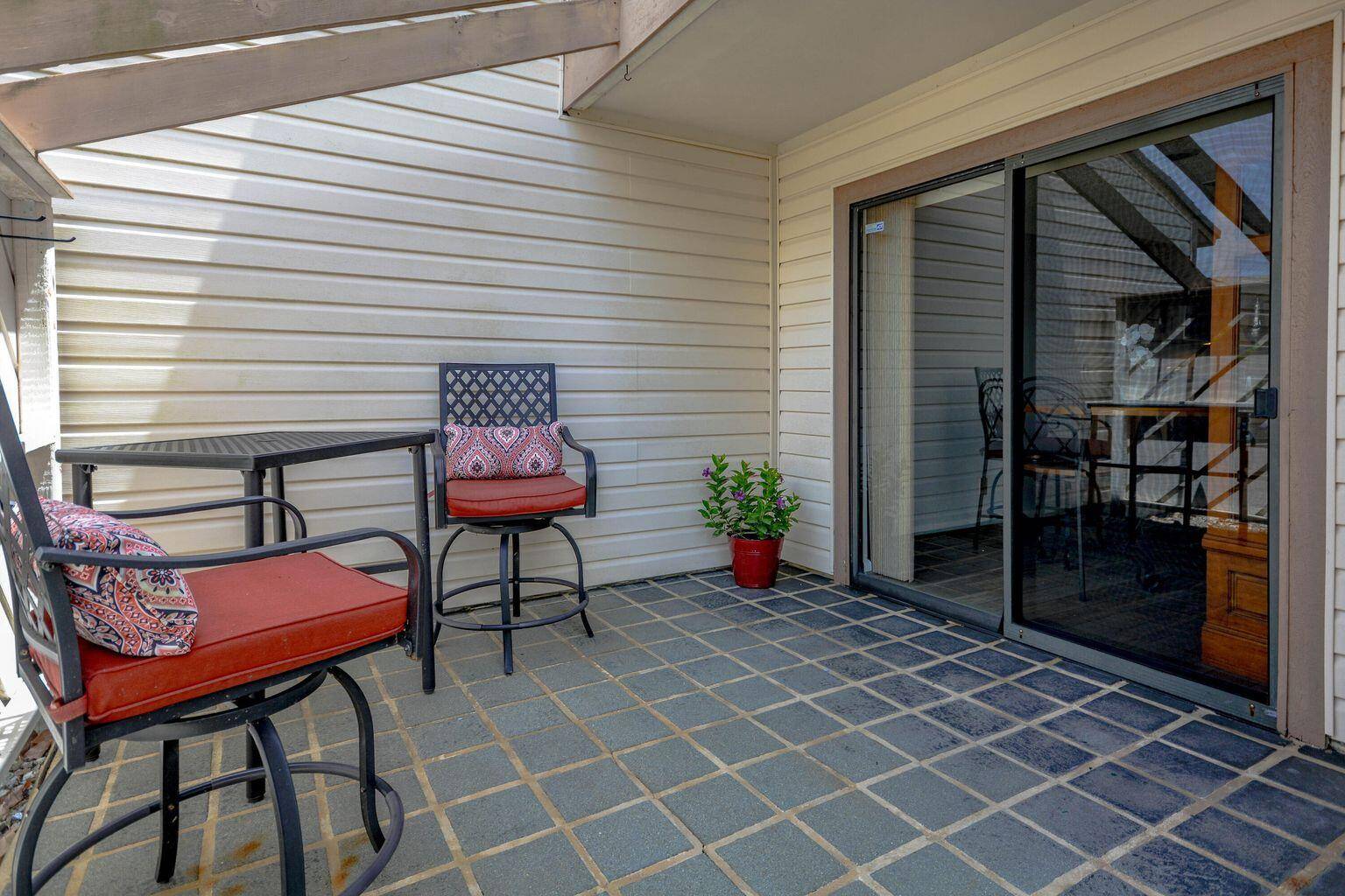 Jupiter, FL 33458,122 Sherwood CIR 10b