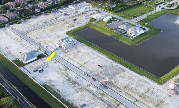 Davie, FL 33328,4990 Naugle WAY Whitestone 47