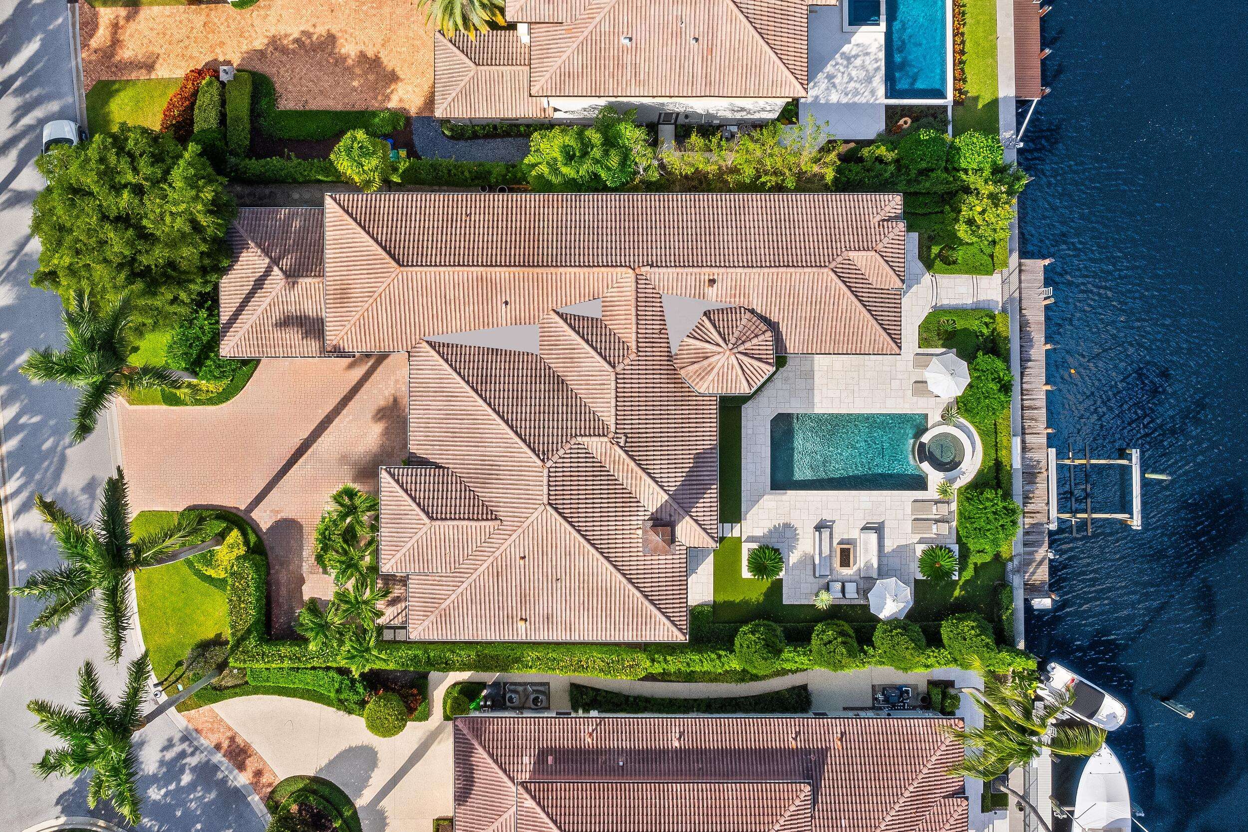 North Palm Beach, FL 33410,853 Harbour Isle PL