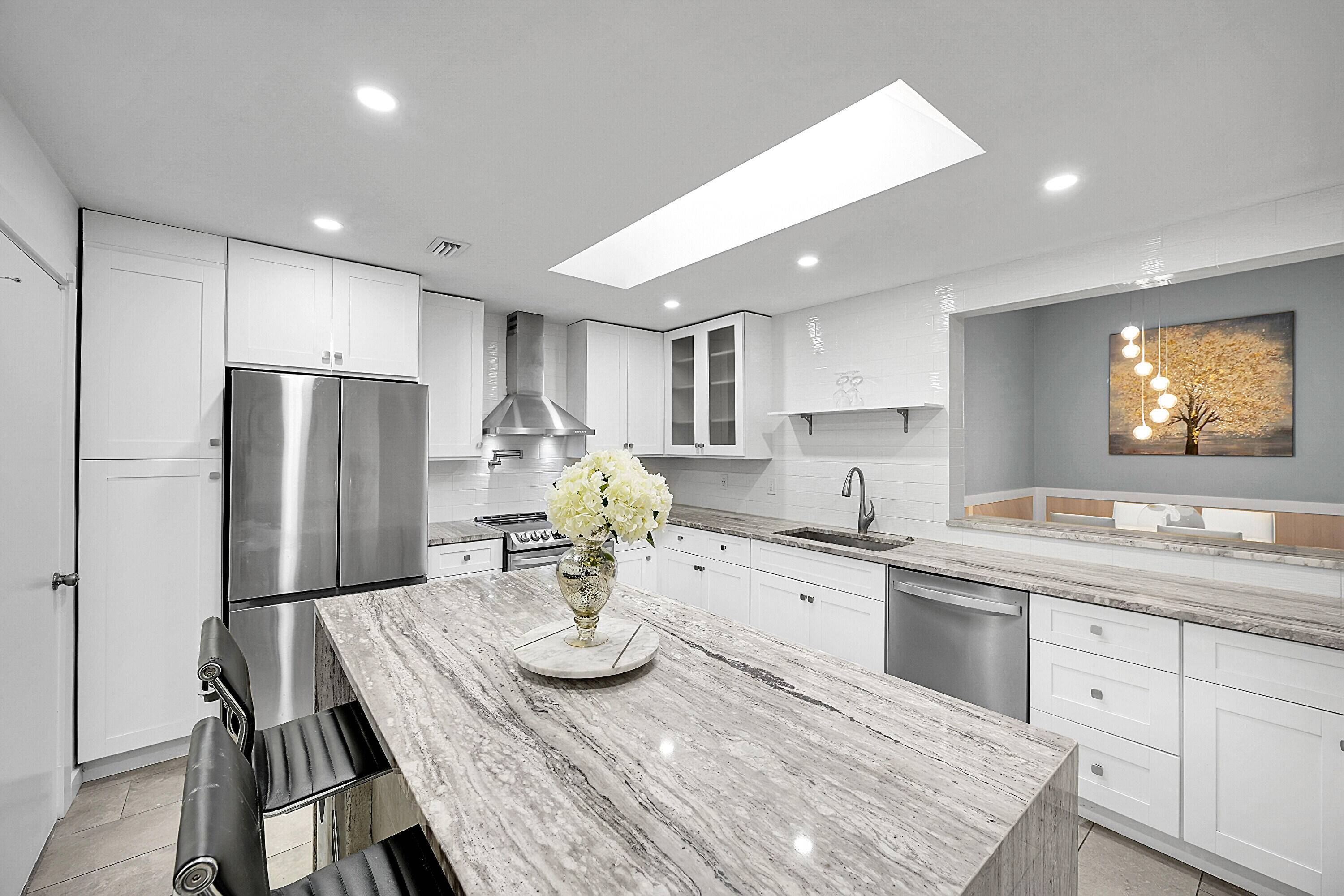 Delray Beach, FL 33484,5205 NW Bolero CIR 5205