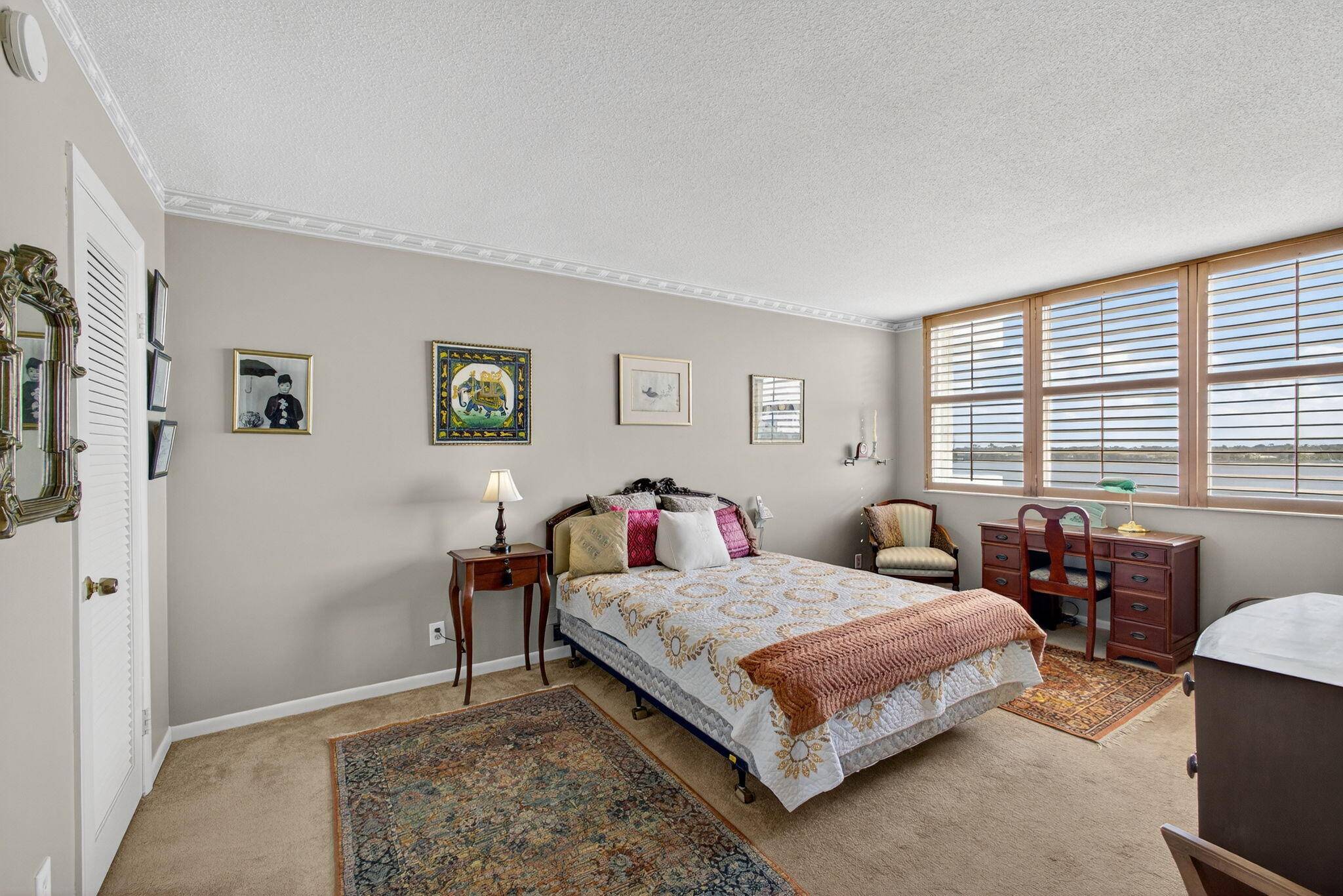 West Palm Beach, FL 33407,2600 N Flagler DR 610