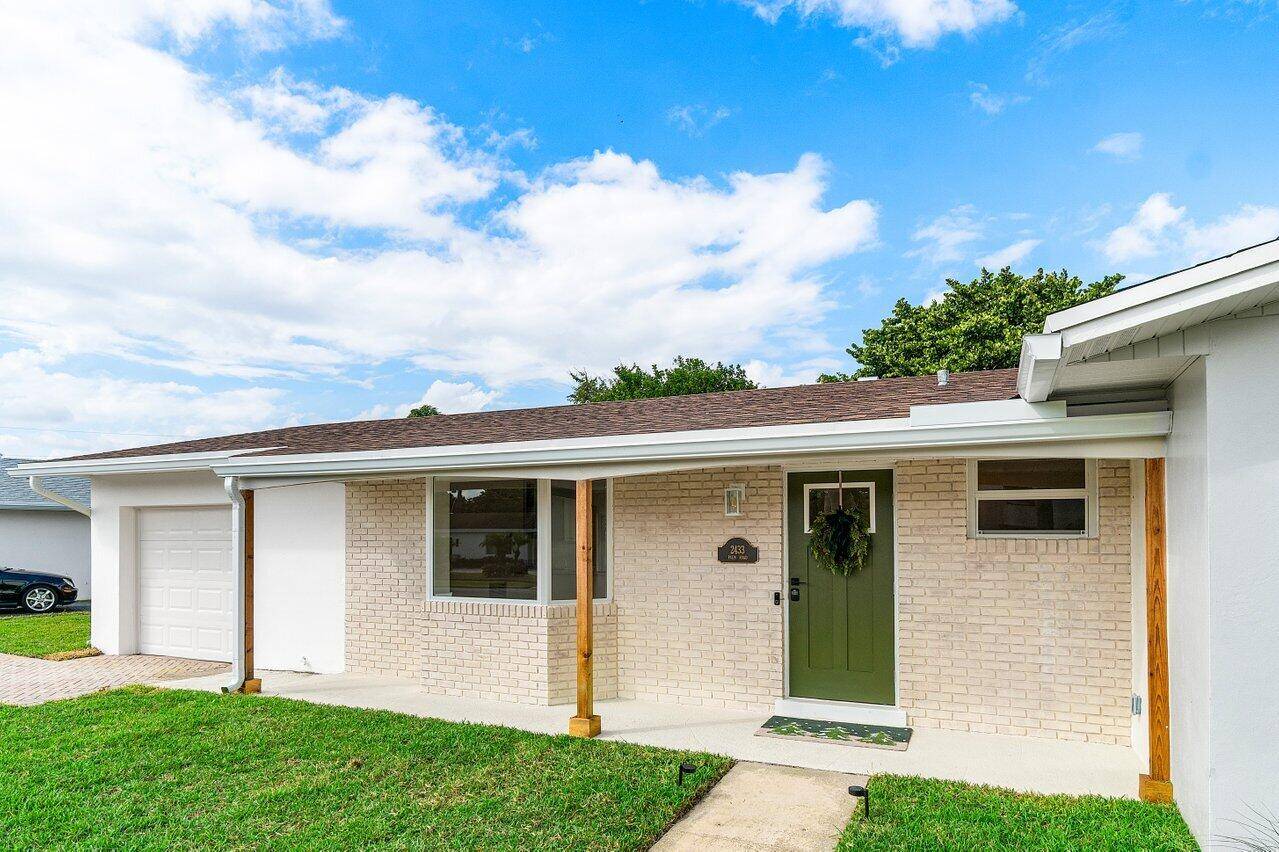 West Palm Beach, FL 33406,2433 Palm RD