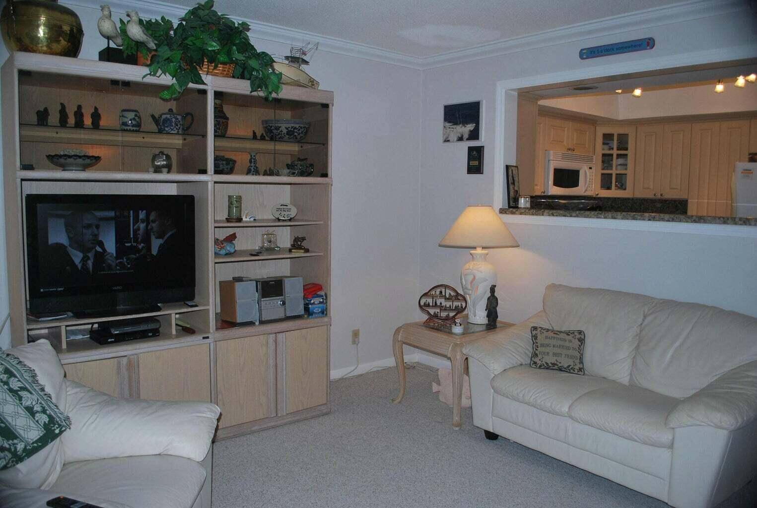 North Palm Beach, FL 33408,100 Lehane TER 26