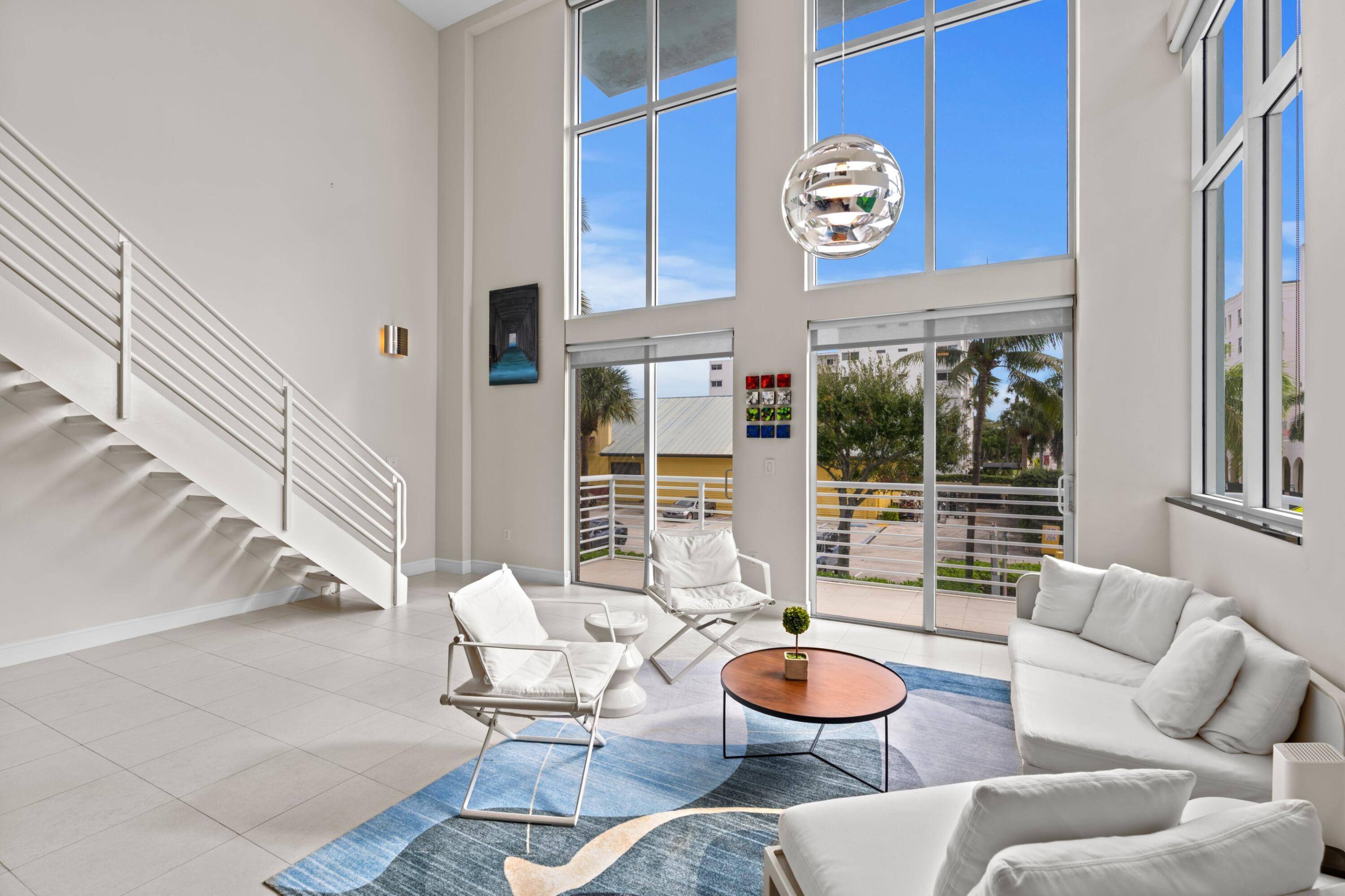 Lake Worth Beach, FL 33460,108 Lake AVE 203