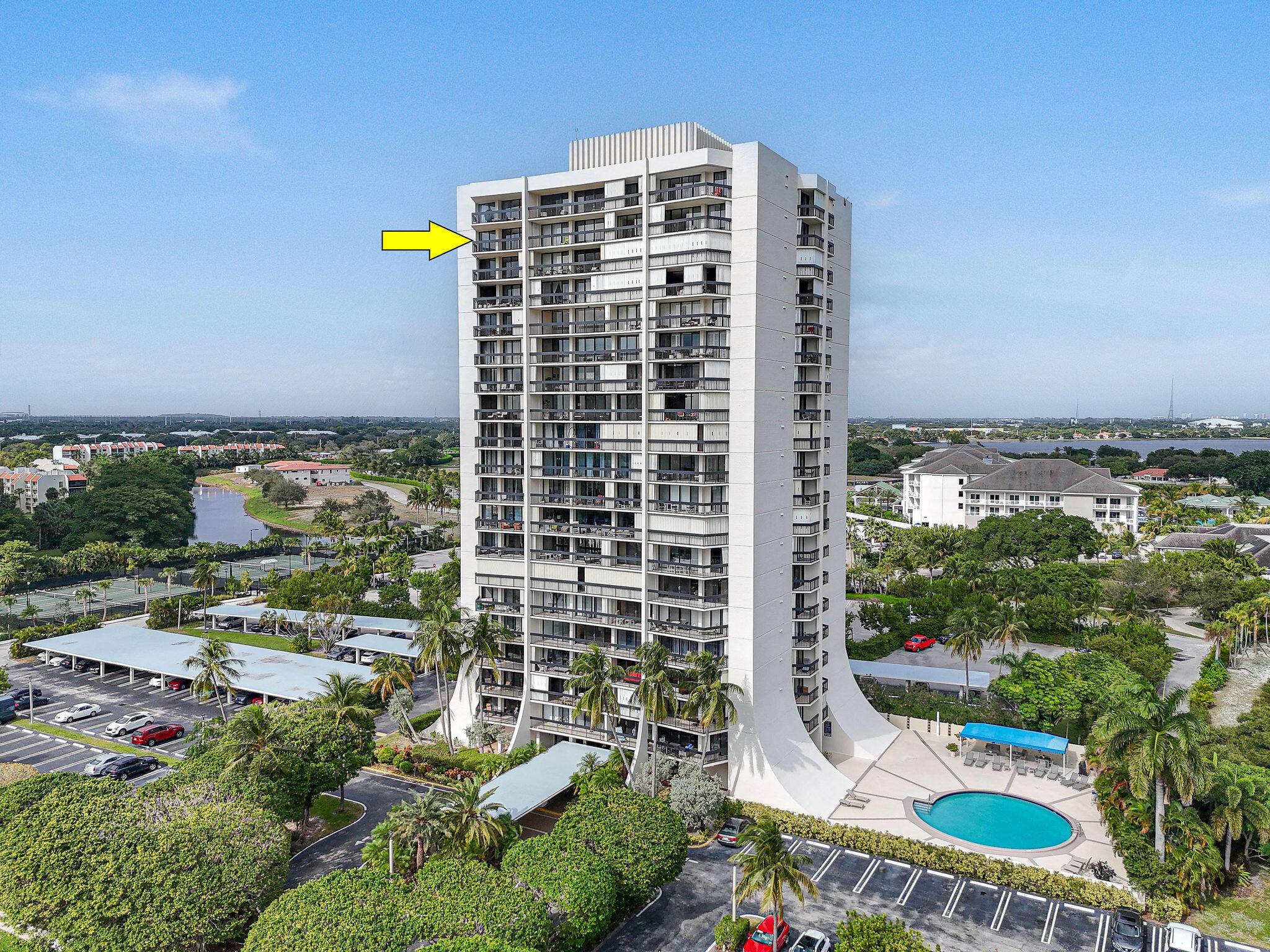 West Palm Beach, FL 33401,2400 Presidential WAY 2006