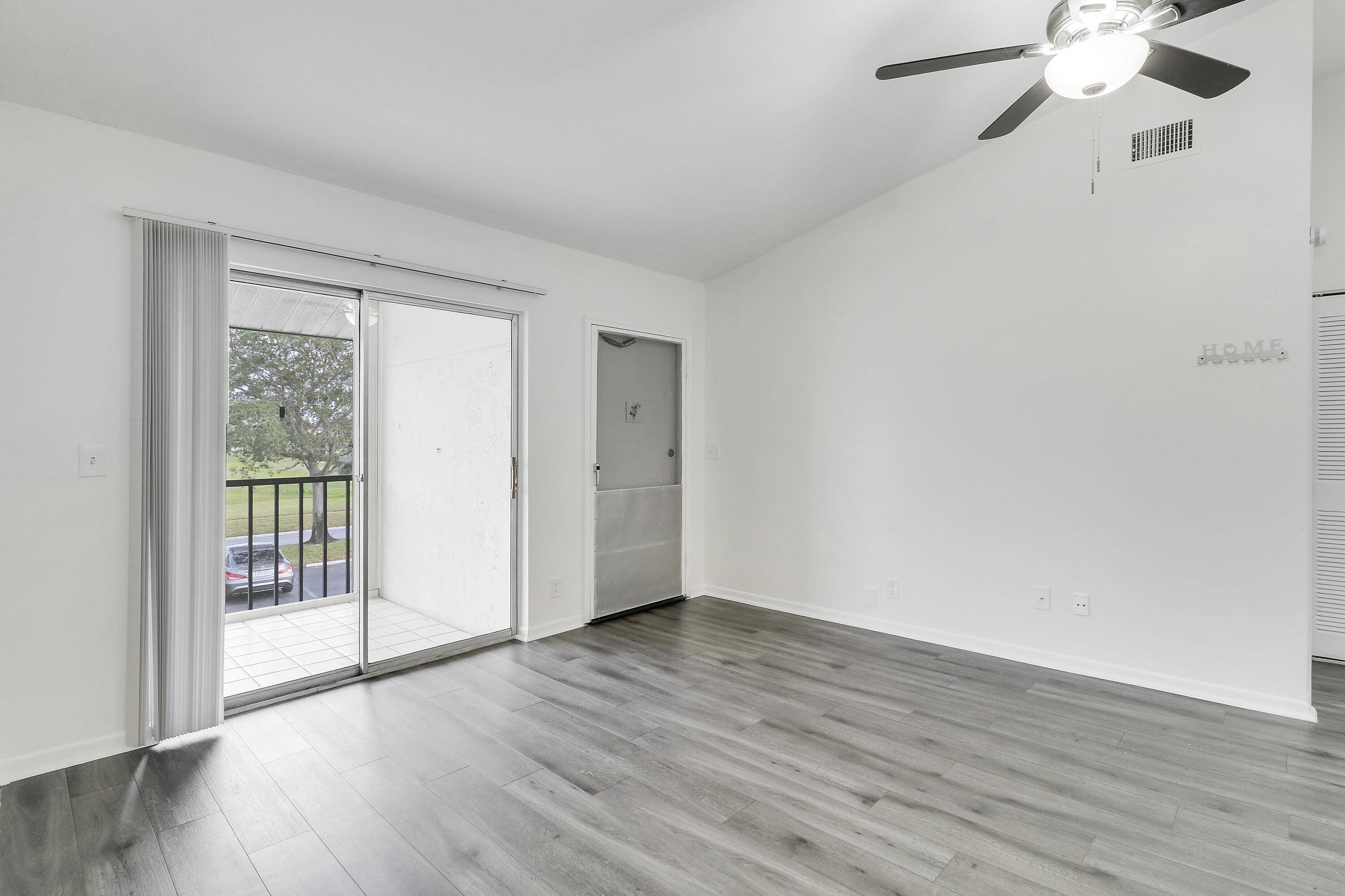 Jupiter, FL 33458,6392 Chasewood DR F