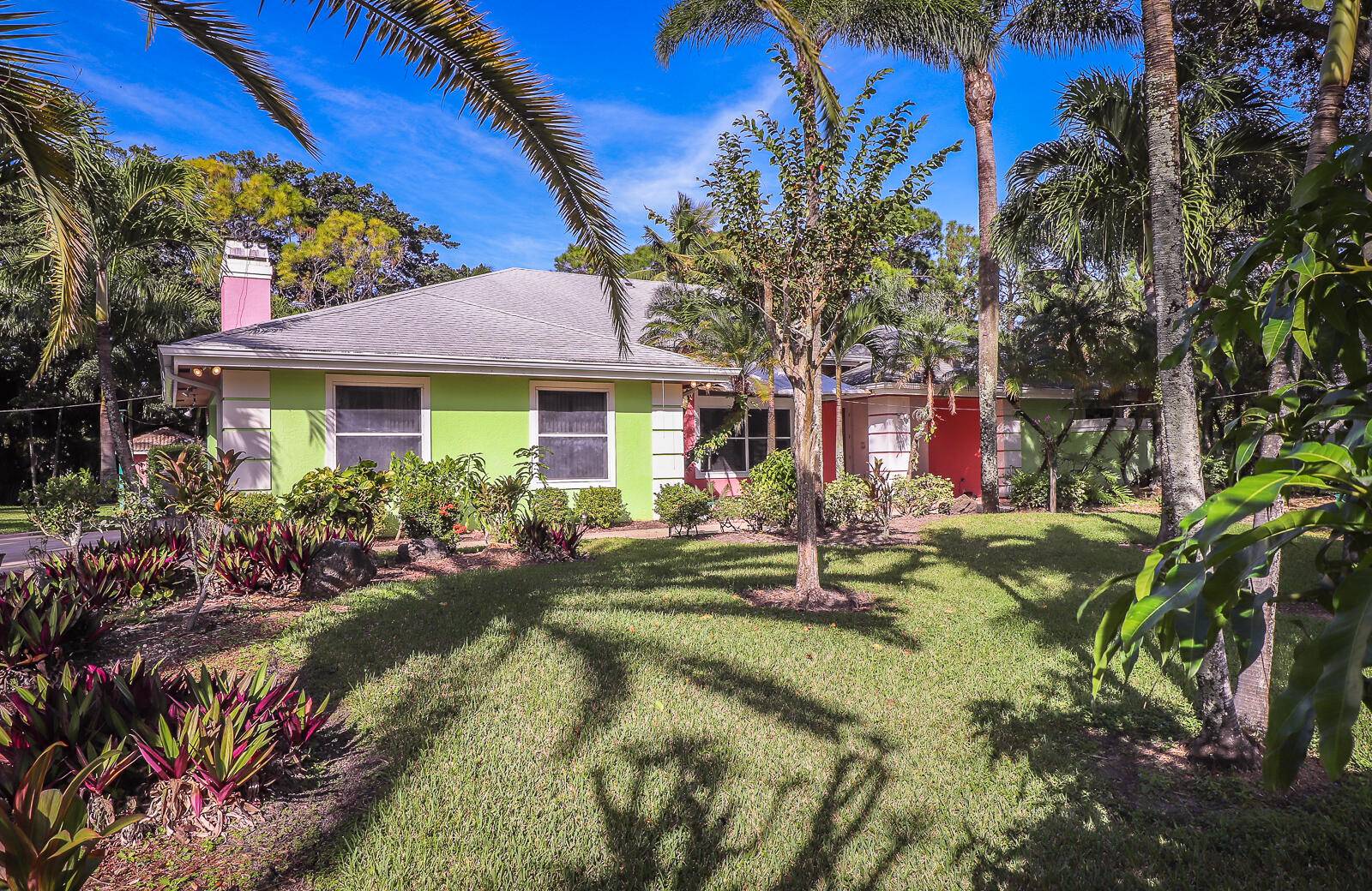 Palm Beach Gardens, FL 33418,6599 N 140th LN