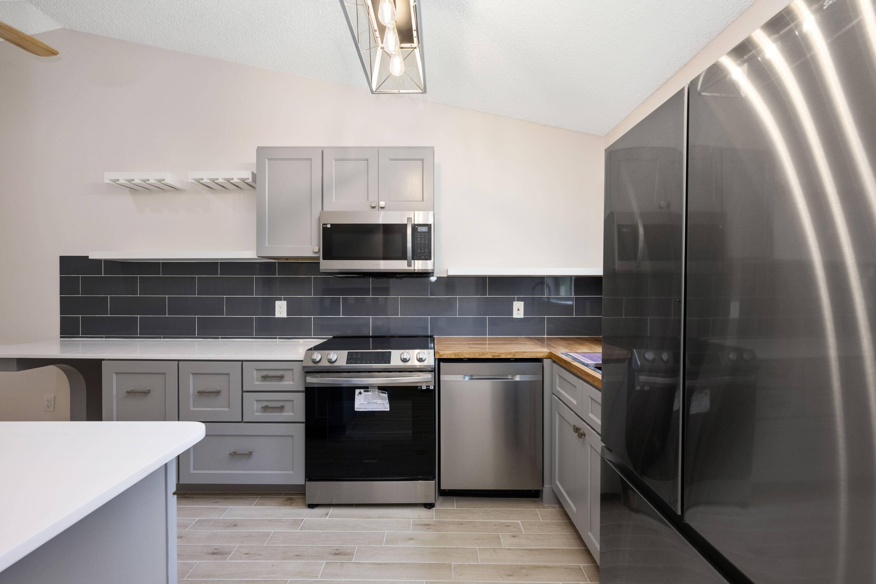 West Palm Beach, FL 33417,5214 Stacy ST 22