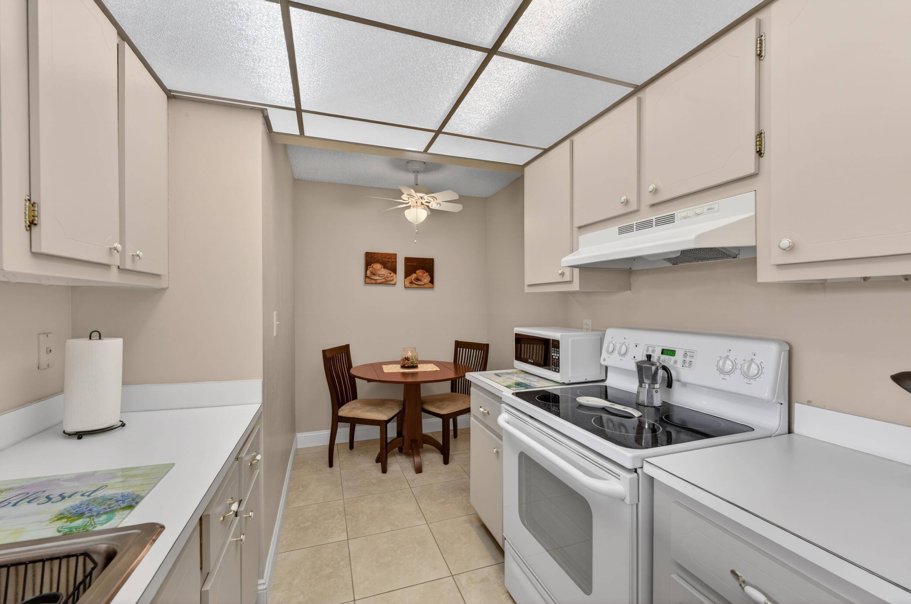 Pompano Beach, FL 33062,777 S Federal HWY Rp403