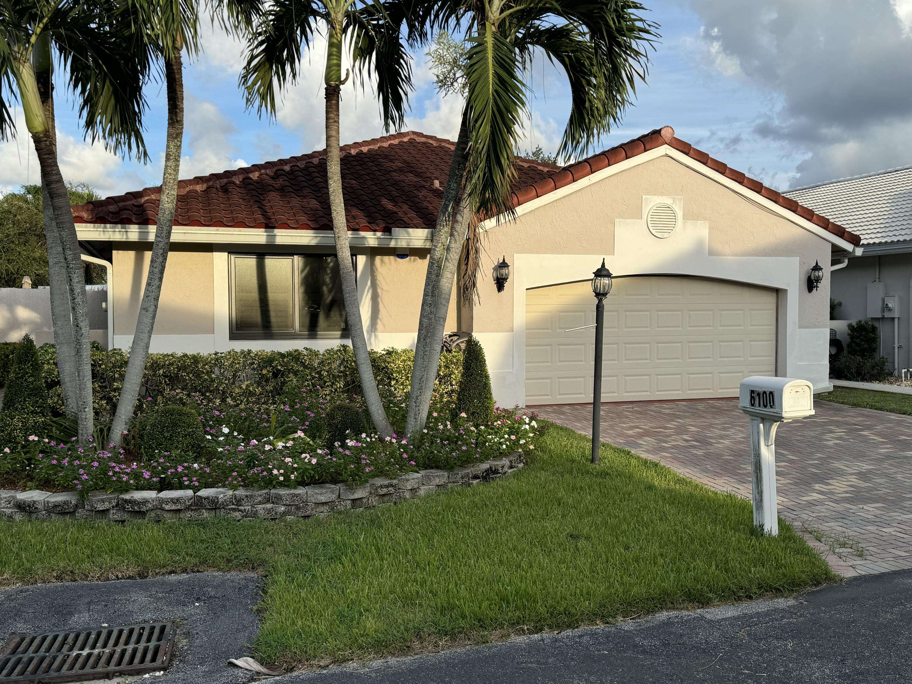 Davie, FL 33331,6100 Manchester LN