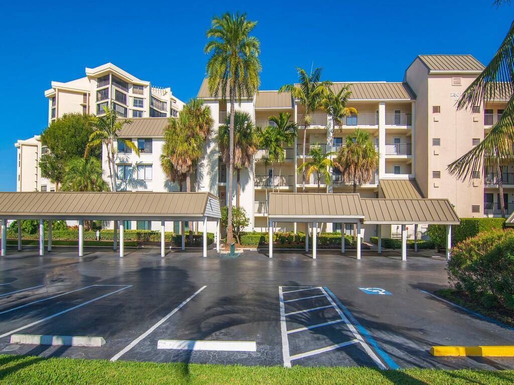 Fort Pierce, FL 34949,2400 S Ocean DR 2339