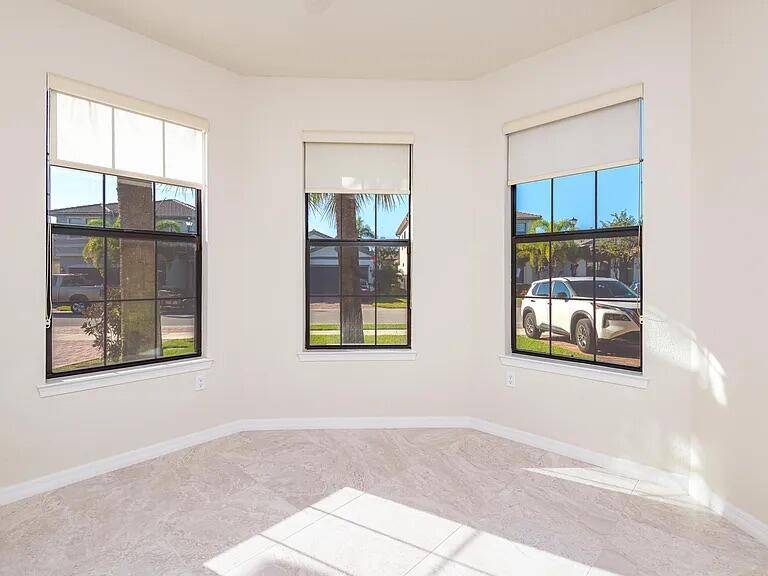 Lake Worth, FL 33467,8196 Hanoverian DR