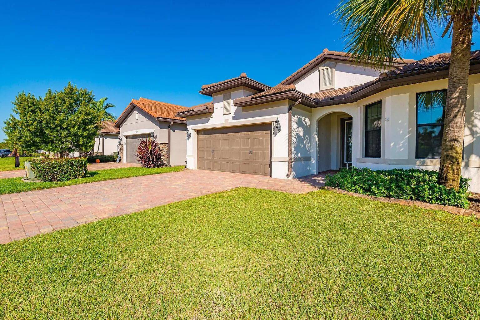 Lake Worth, FL 33467,8196 Hanoverian DR