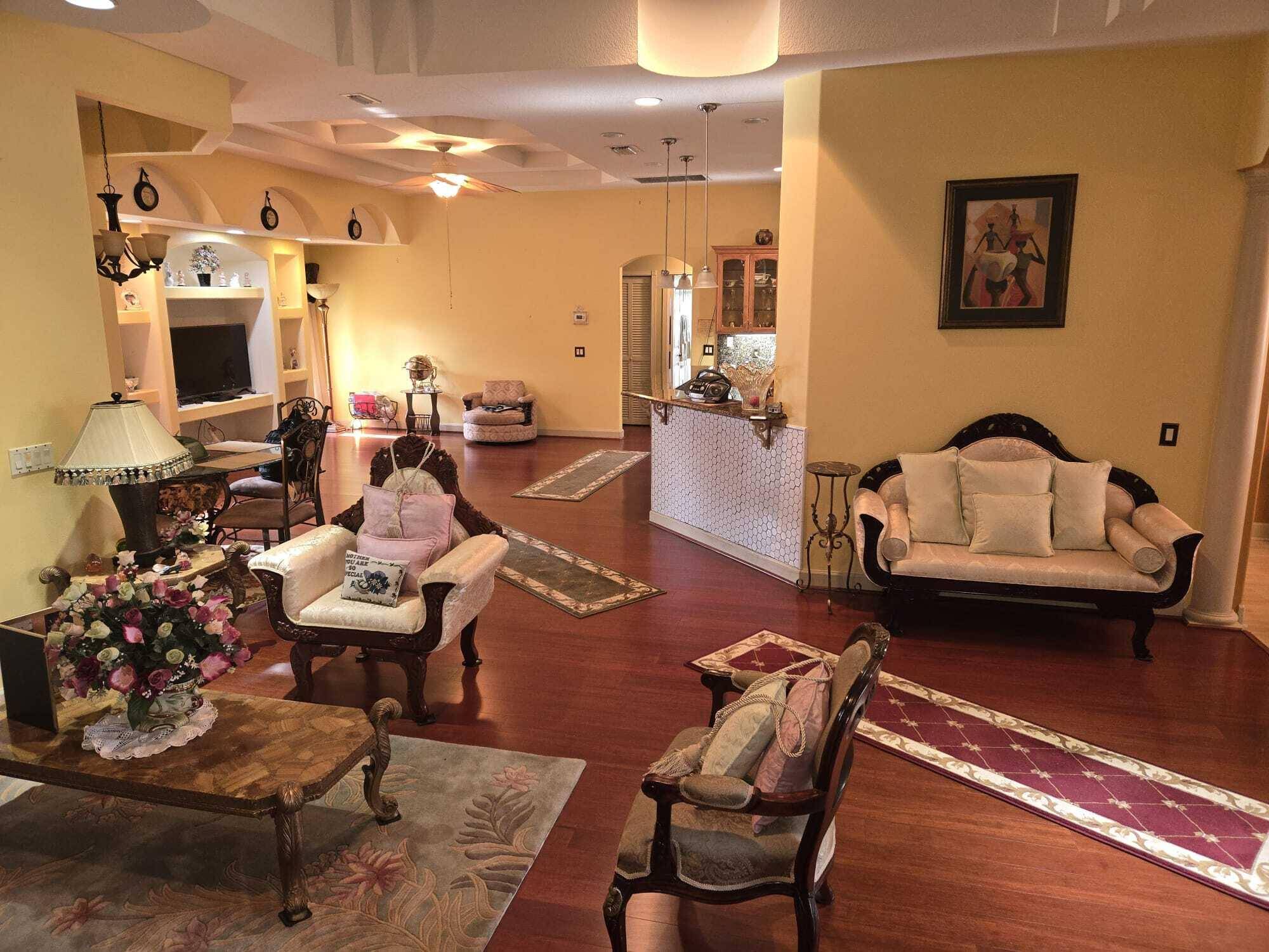 Palm Bay, FL 32909,882 SE Palo Alto ST