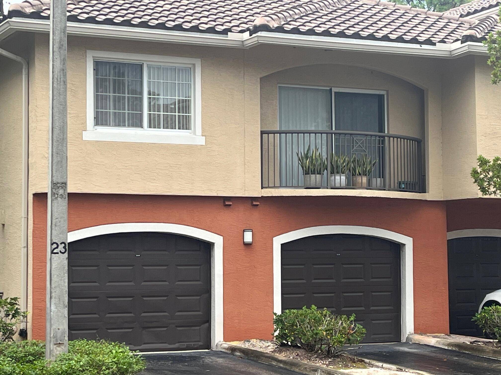 West Palm Beach, FL 33417,4167 N Haverhill RD 1102