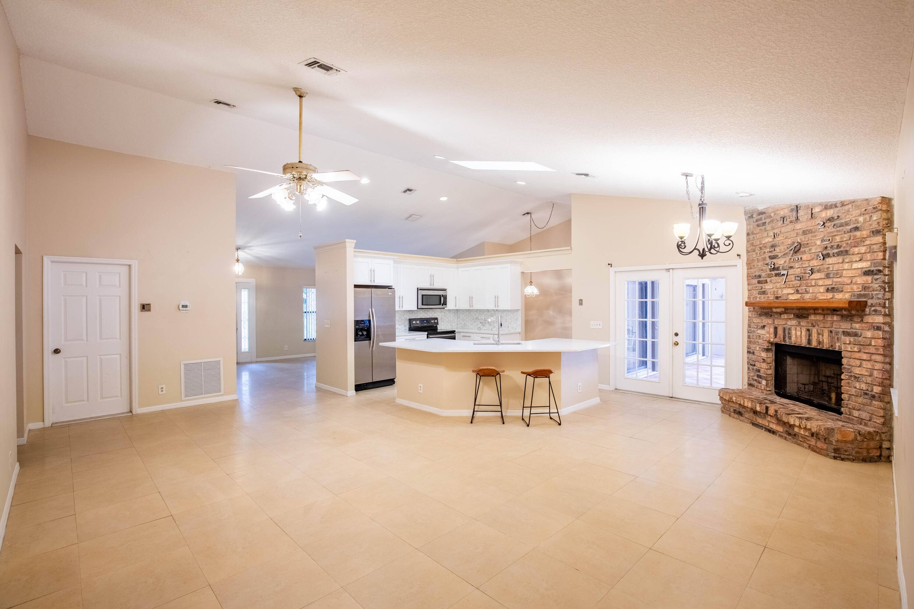 Wellington, FL 33414,1559 E Grantham DR