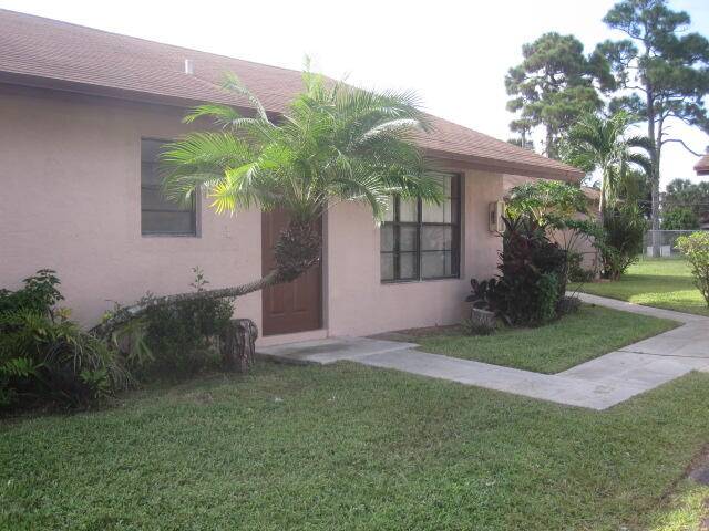 West Palm Beach, FL 33415,2321 Ida WAY 27a