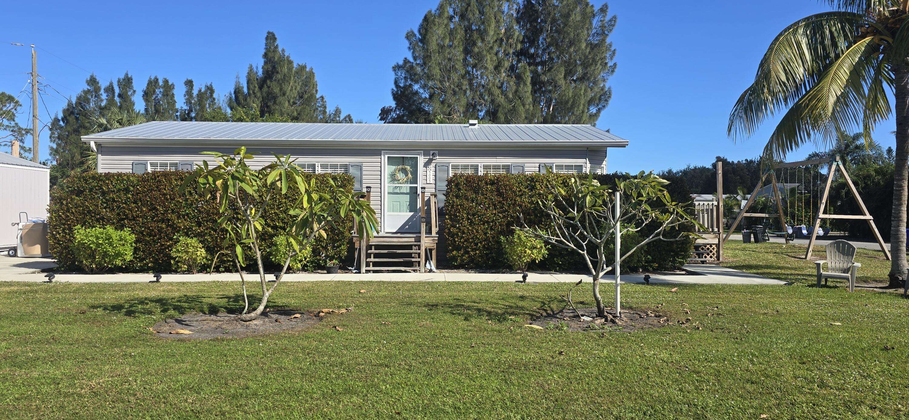 Stuart, FL 34997,5005 SE Chris AVE